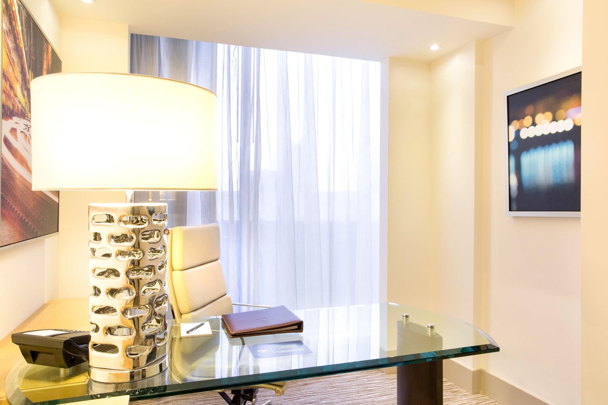 Hilton 4* Panama City